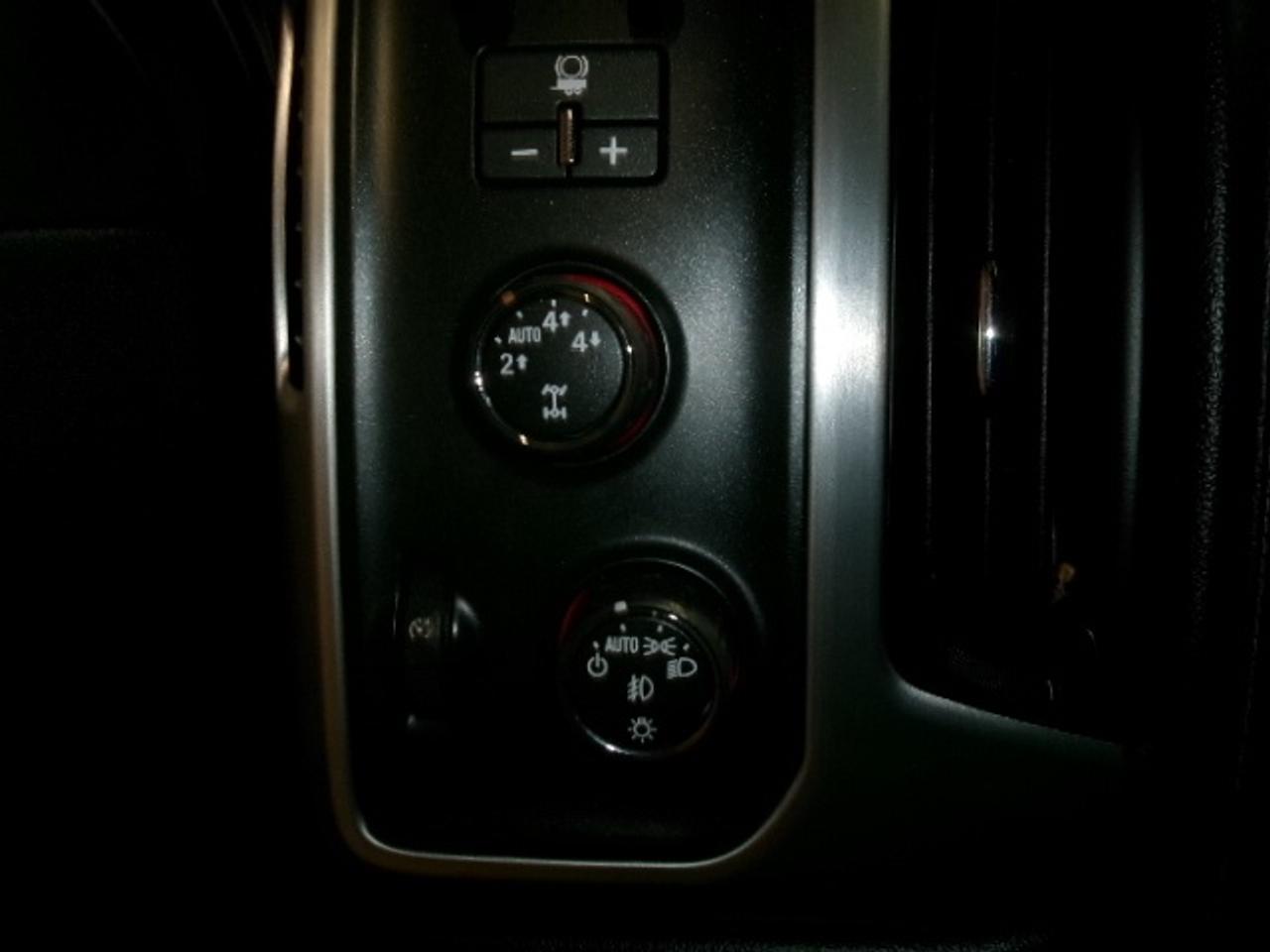 2016 GMC Sierra 1500 SLE Photo