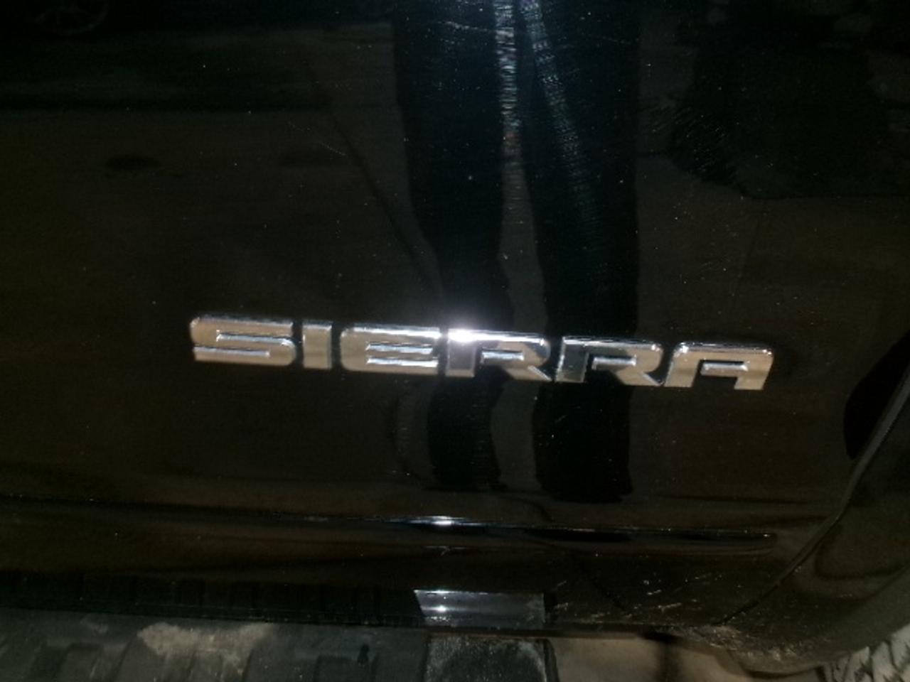 2016 GMC Sierra 1500 SLE Photo