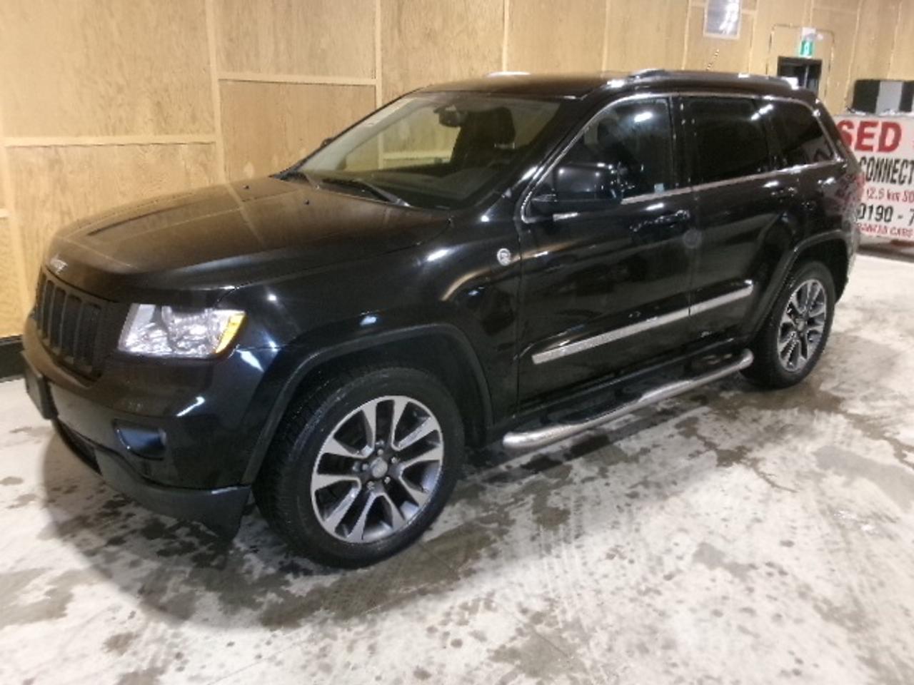 2011 Jeep Grand Cherokee Laredo Photo