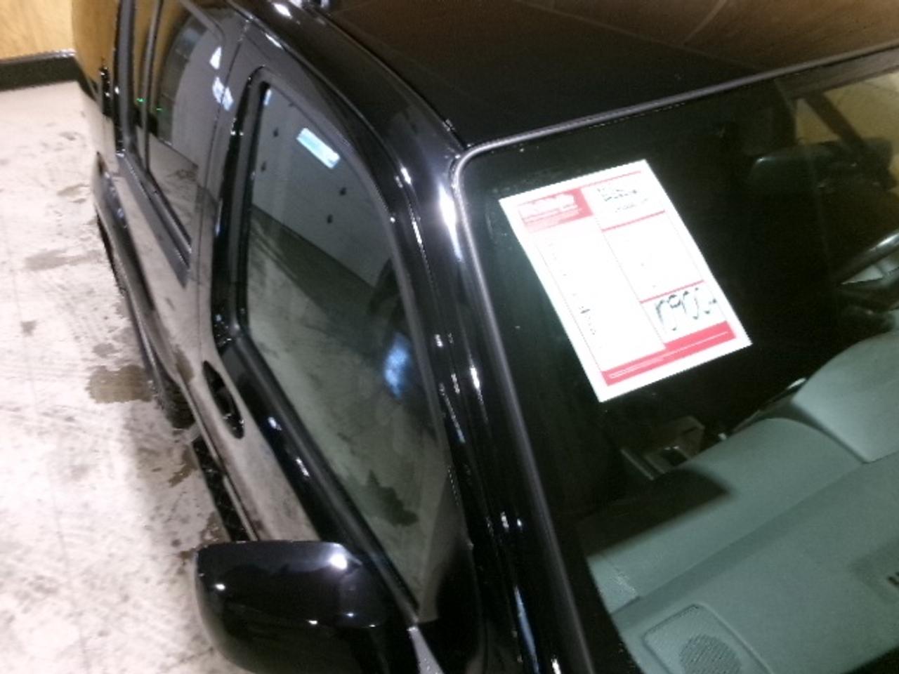 2010 Nissan Pathfinder SE Photo