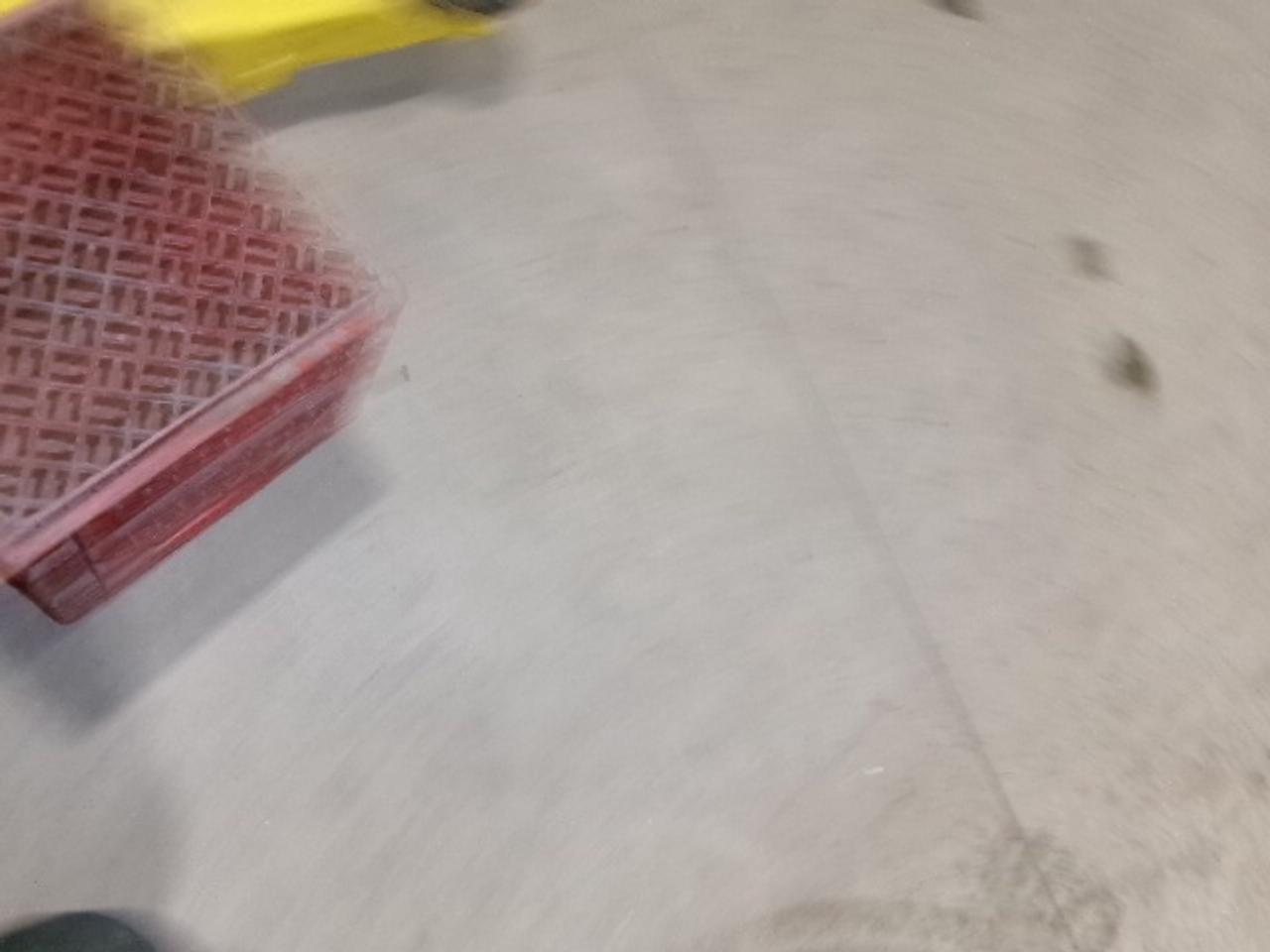 2010 Nissan Pathfinder SE Photo