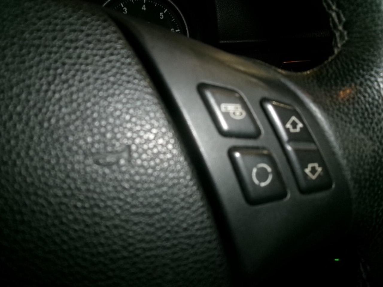 2011 BMW 3-Series 328i X Photo