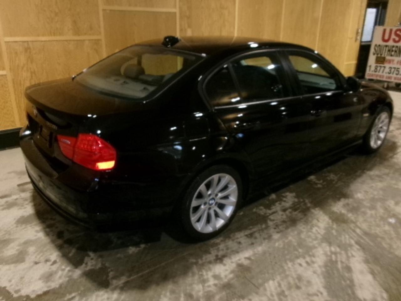 2011 BMW 3-Series 328i X Photo