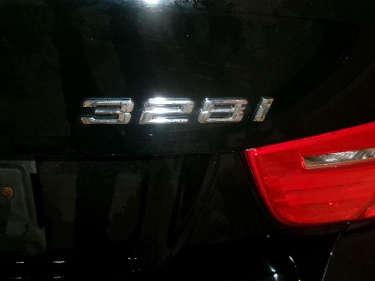 2011 BMW 3-Series 328i X Photo