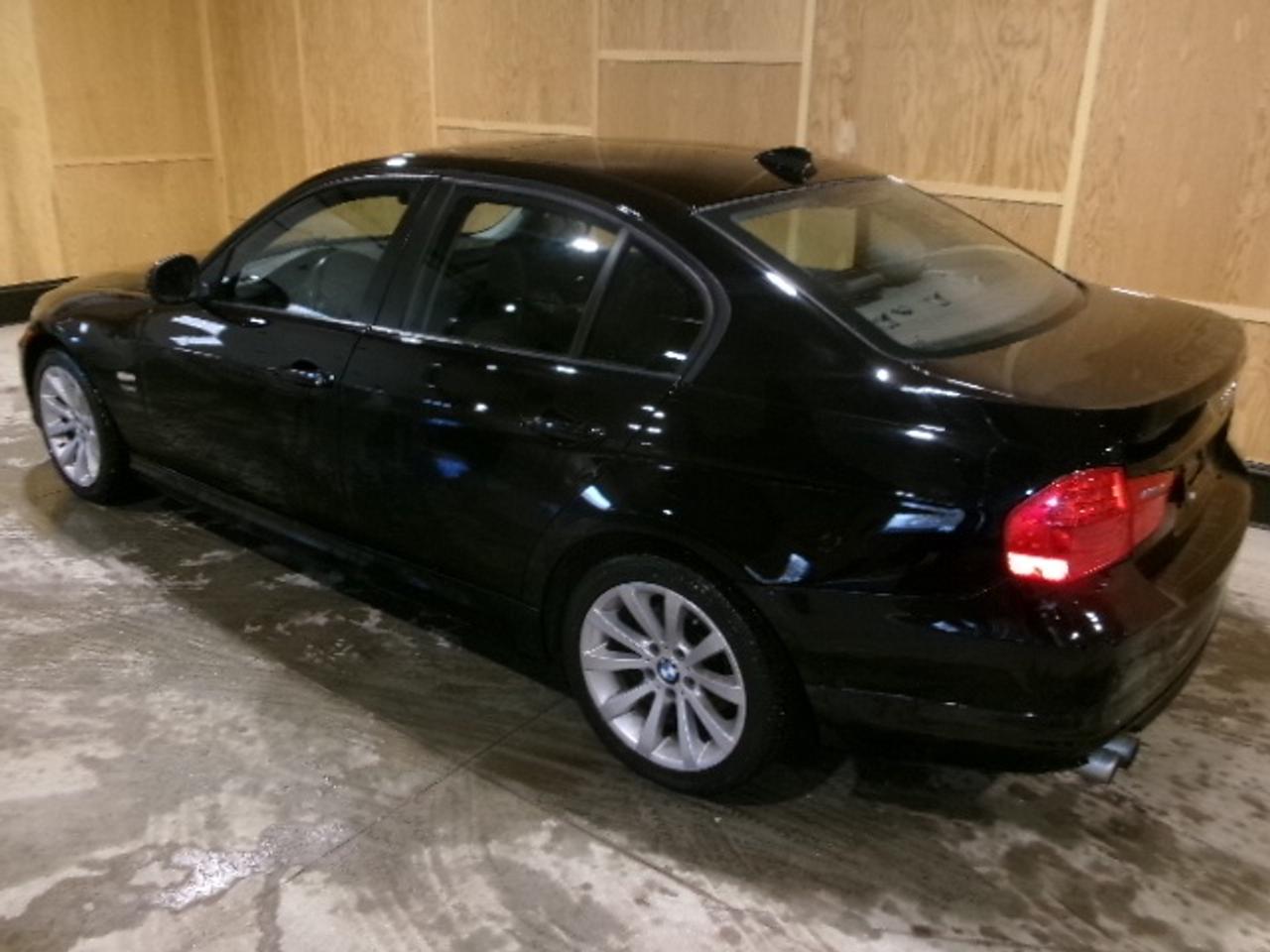 2011 BMW 3-Series 328i X Photo