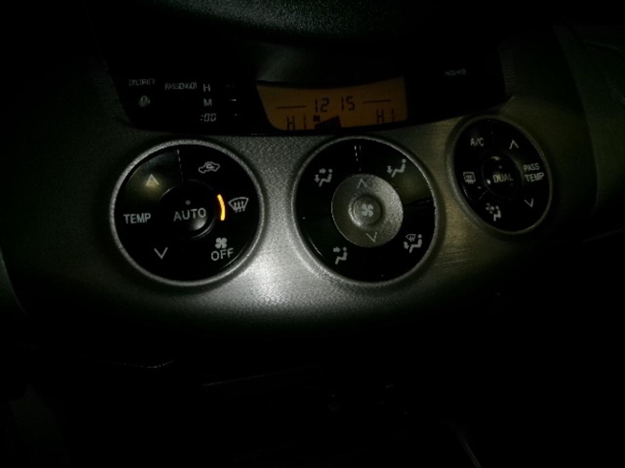 2008 Toyota RAV4 Limited I4 Photo