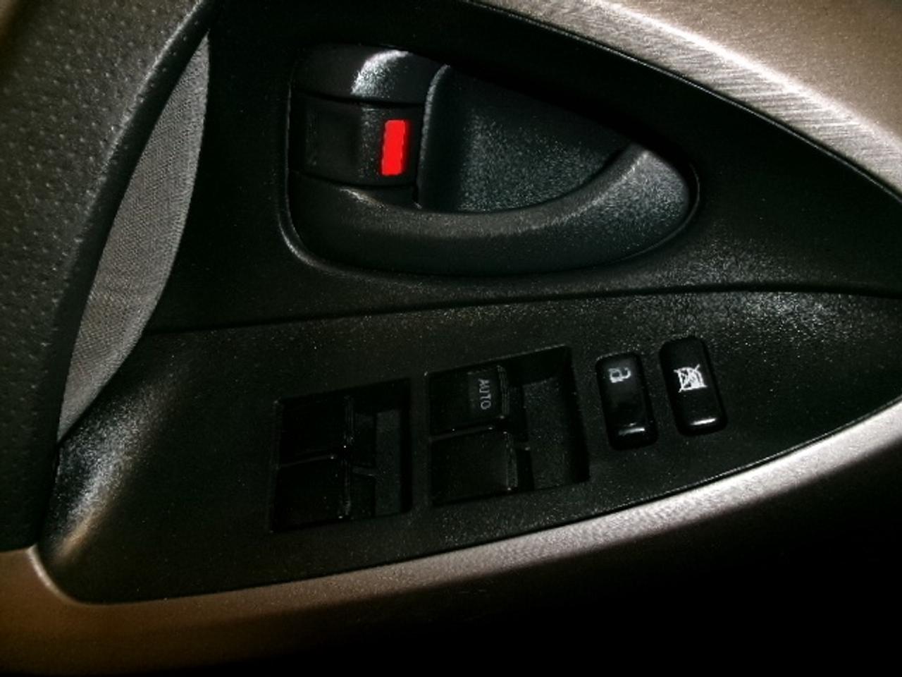 2008 Toyota RAV4 Limited I4 Photo