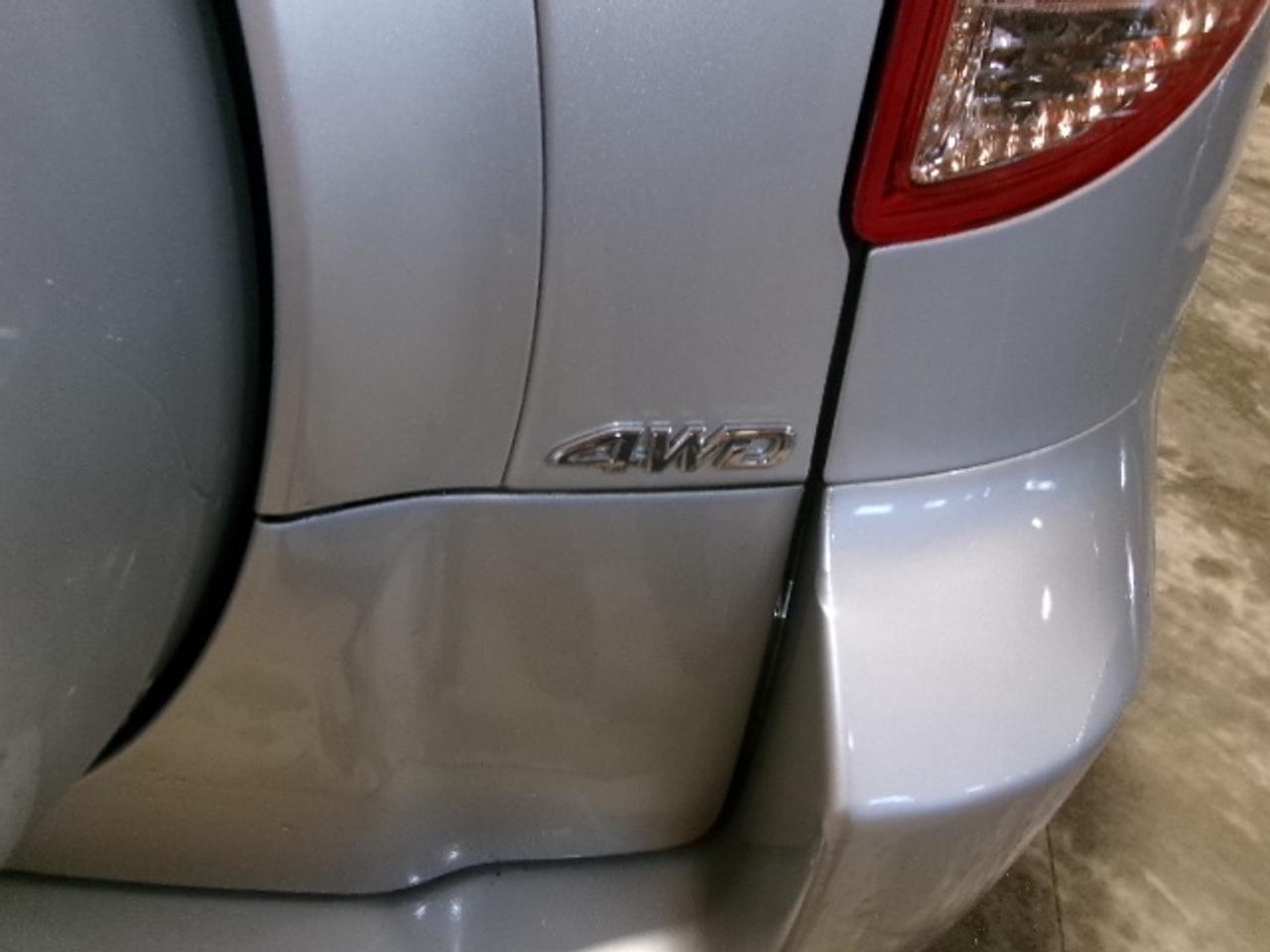 2008 Toyota RAV4 Limited I4 Photo