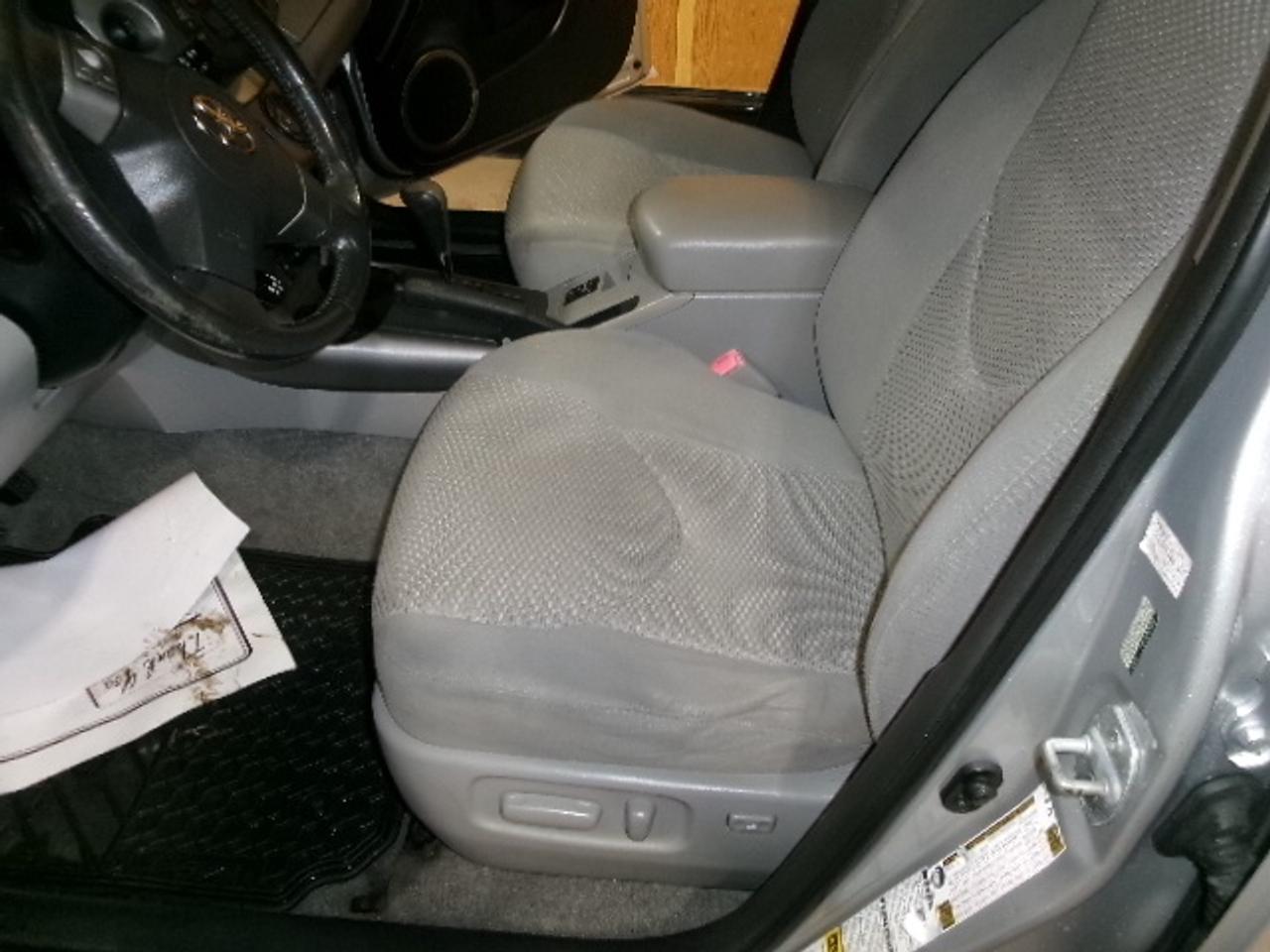 2008 Toyota RAV4 Limited I4 Photo