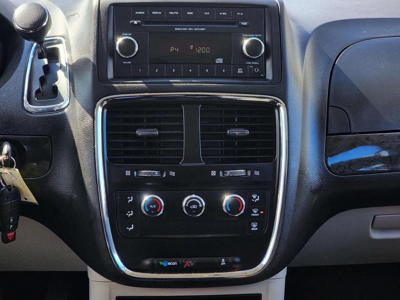 2019 Dodge Grand Caravan Canada Value Package | No Accidents! Photo