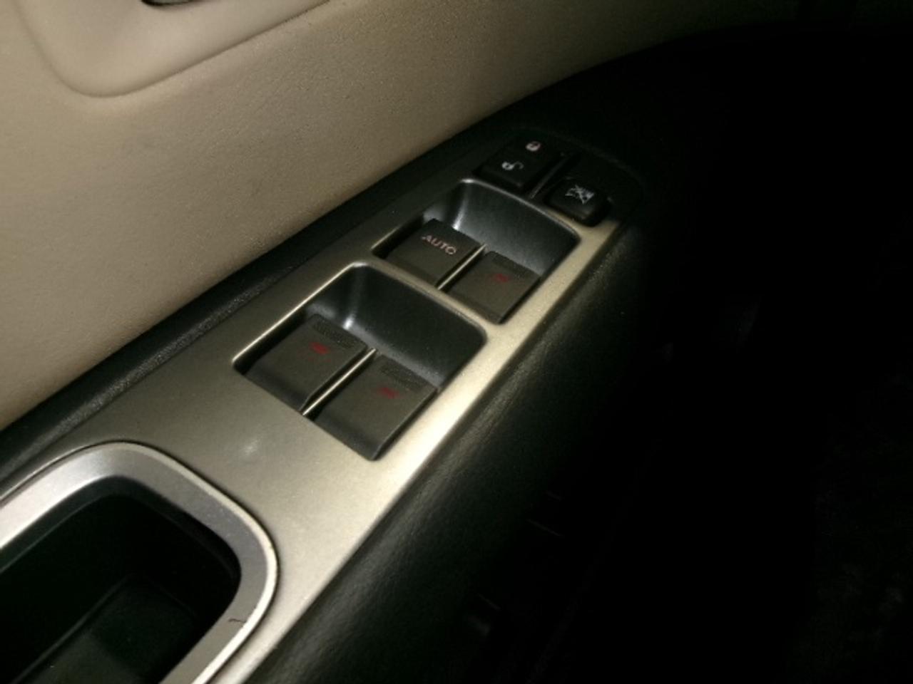 2008 Subaru Tribeca LIMITED Photo