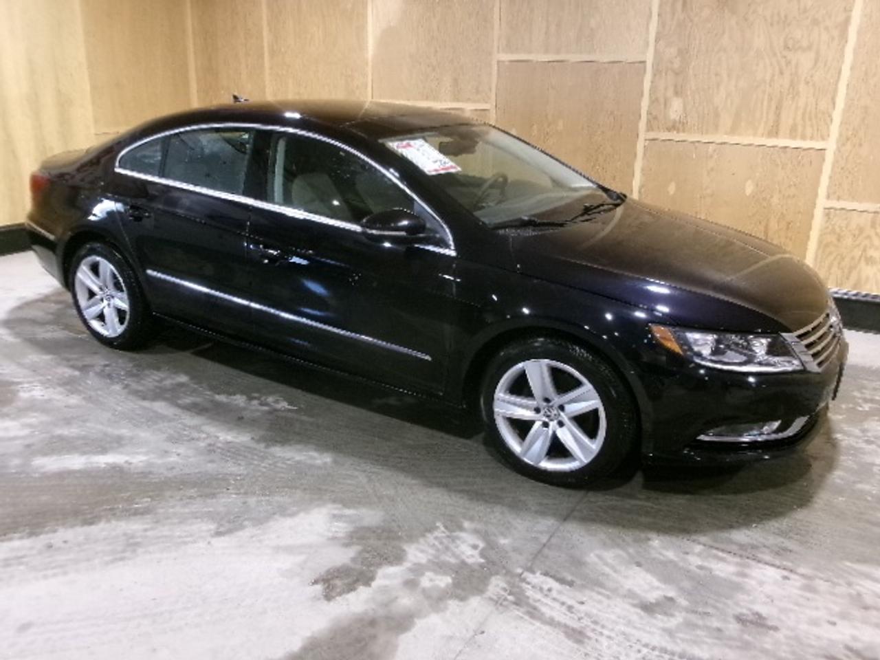 2015 Volkswagen CC Sport Photo0