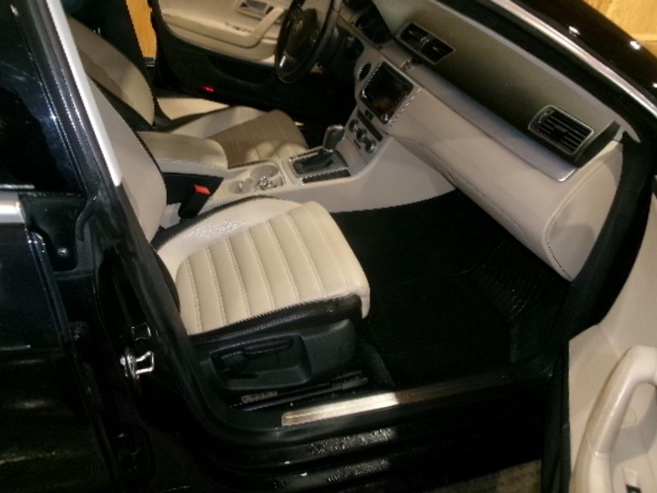 2015 Volkswagen CC Sport Photo