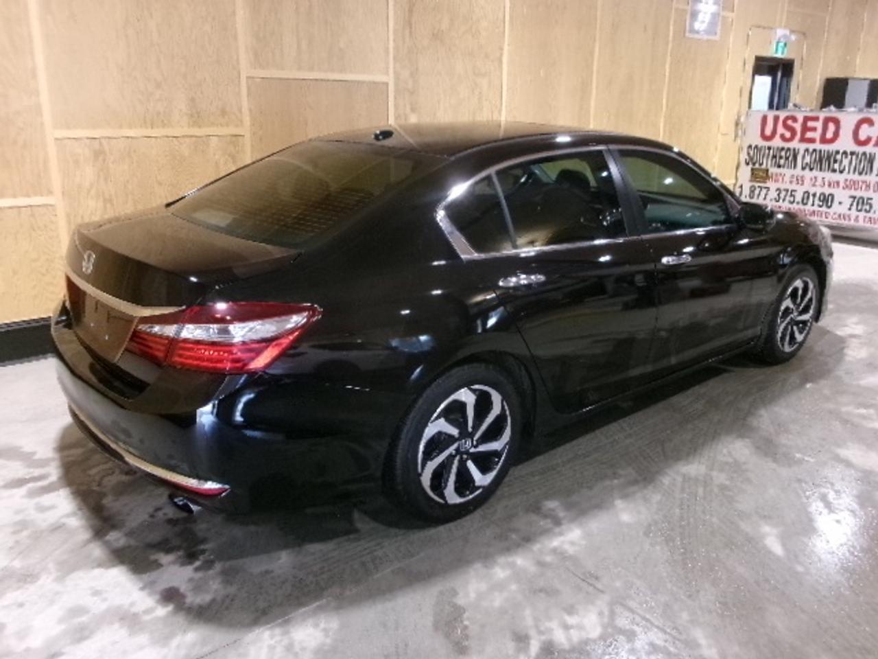 2016 Honda Accord EX L Photo