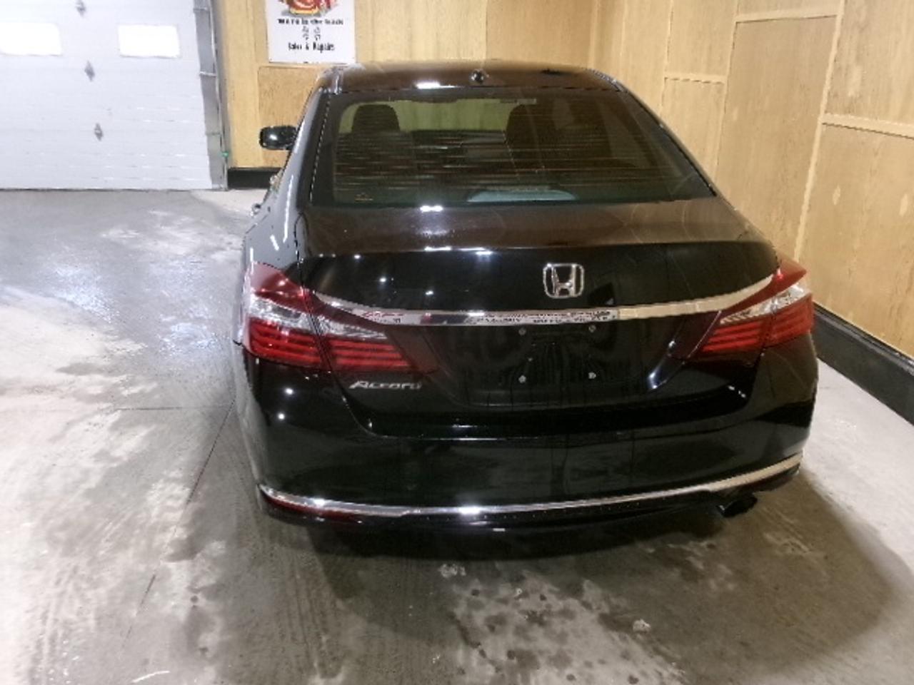 2016 Honda Accord EX L Photo