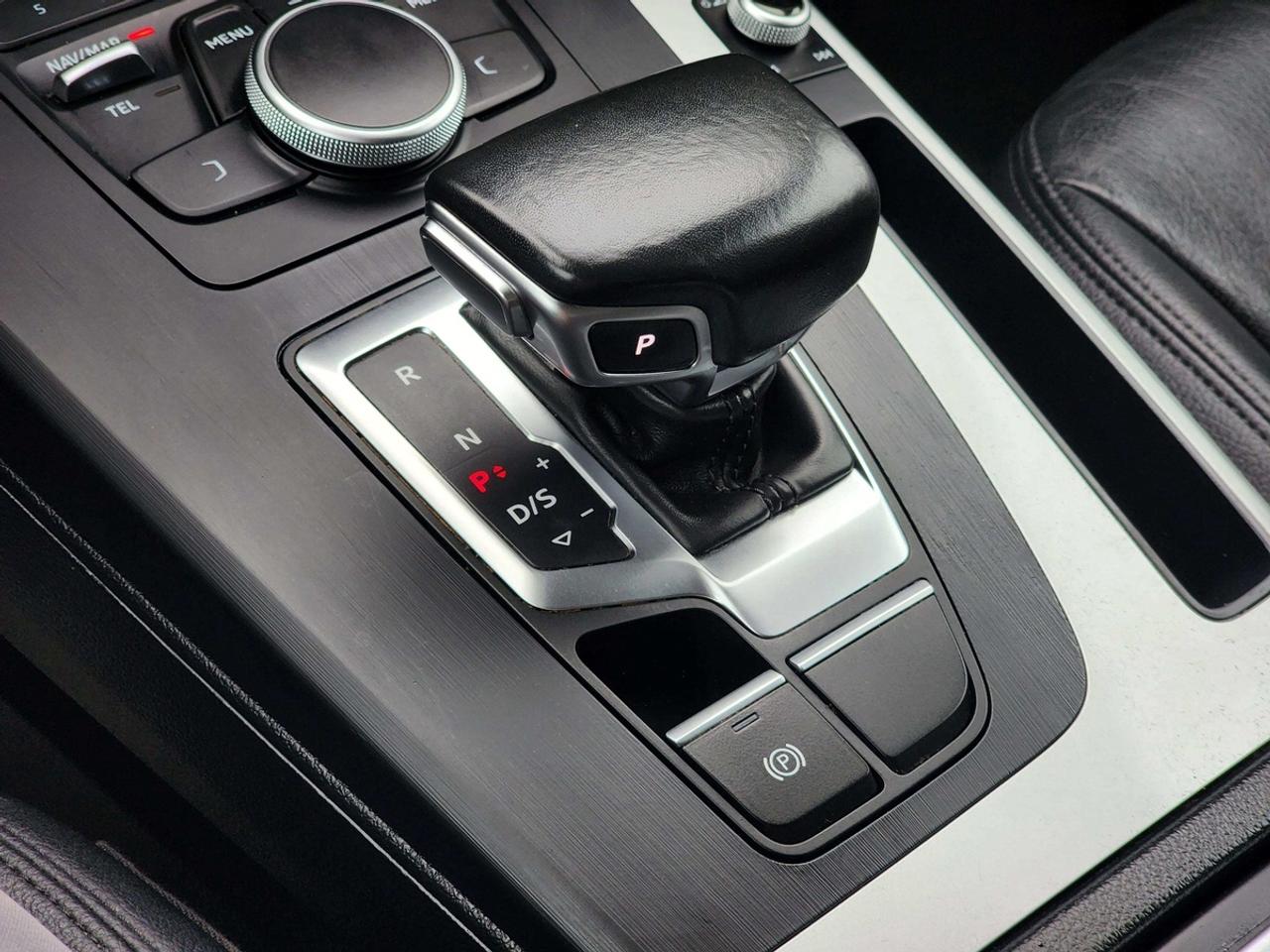 2018 Audi Q5 Komfort S Tronic Photo