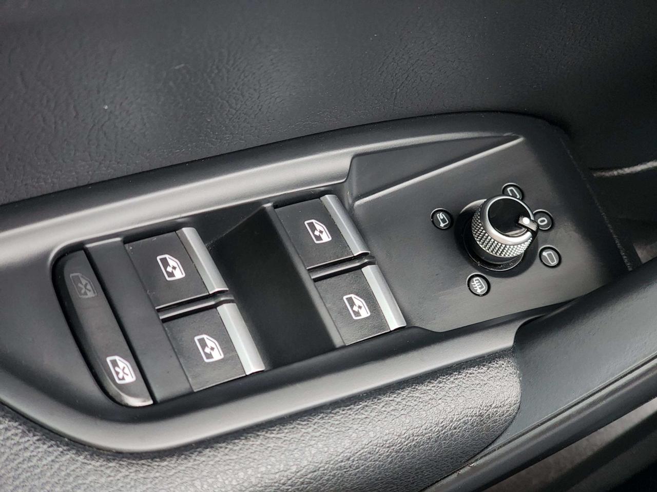 2018 Audi Q5 Komfort S Tronic Photo