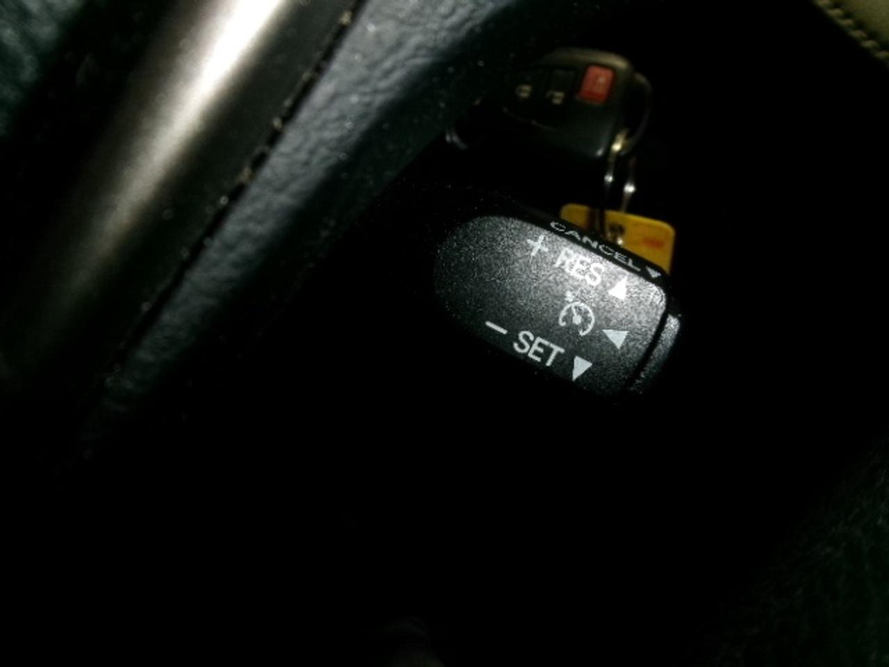 2013 Toyota RAV4 XLE Photo