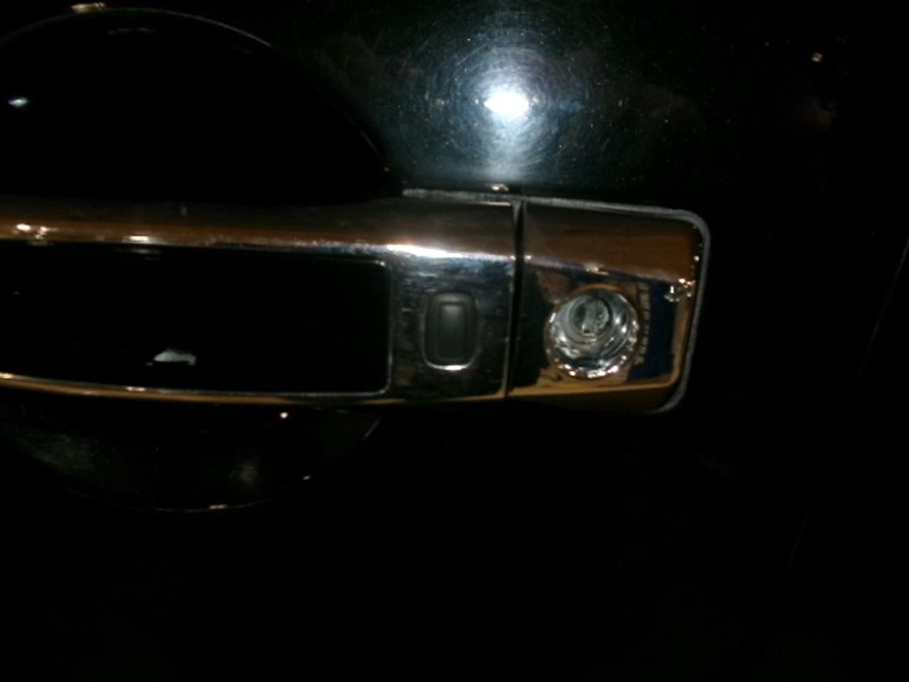 2010 Infiniti QX56 Luxury Photo