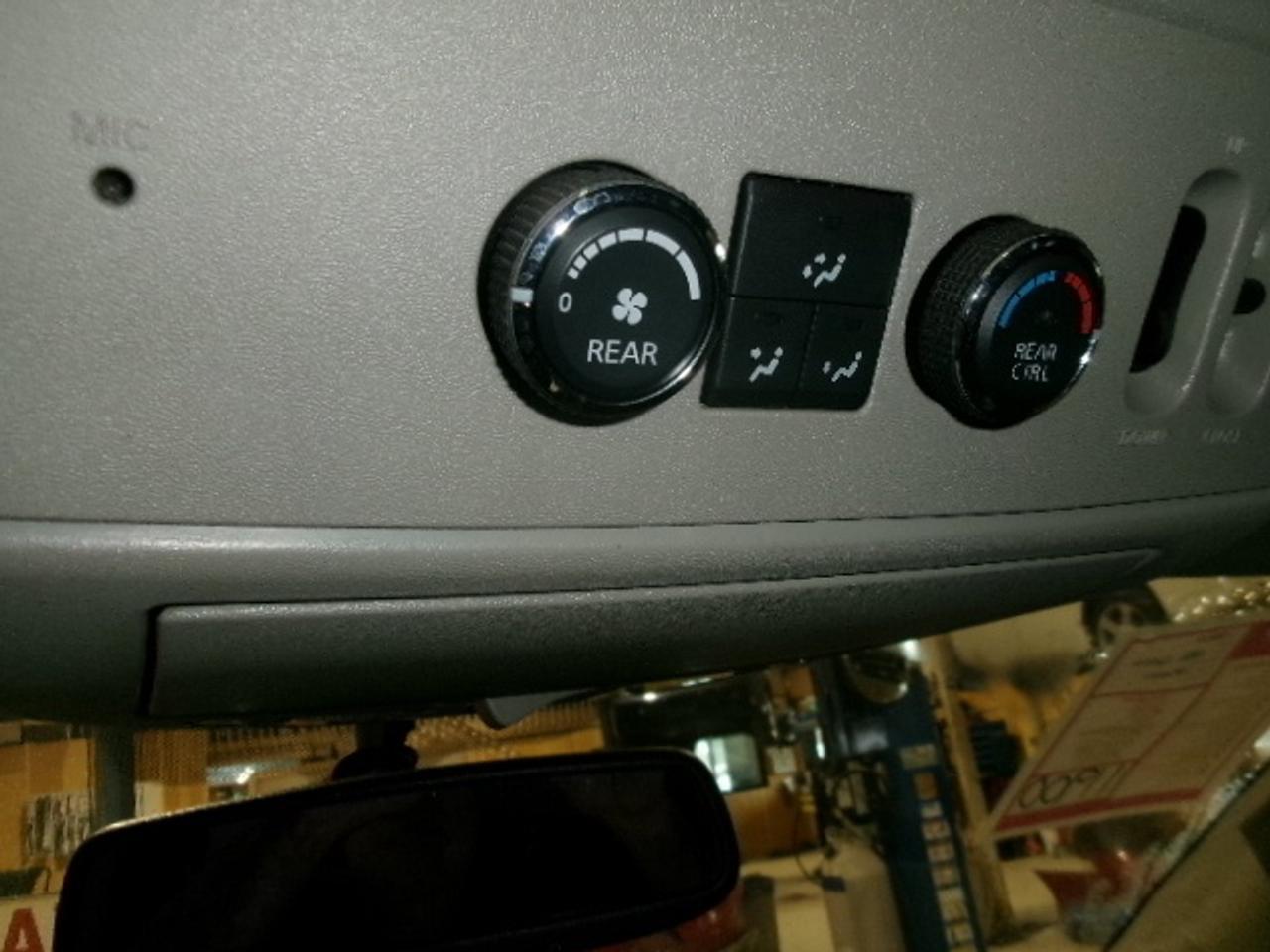 2010 Infiniti QX56 Luxury Photo