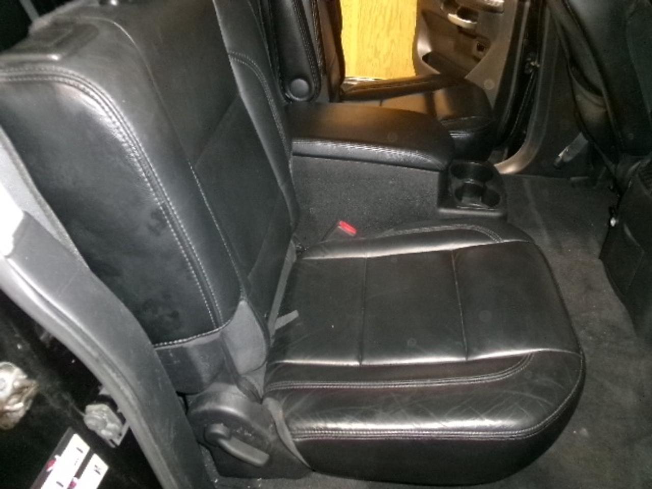 2010 Infiniti QX56 Luxury Photo