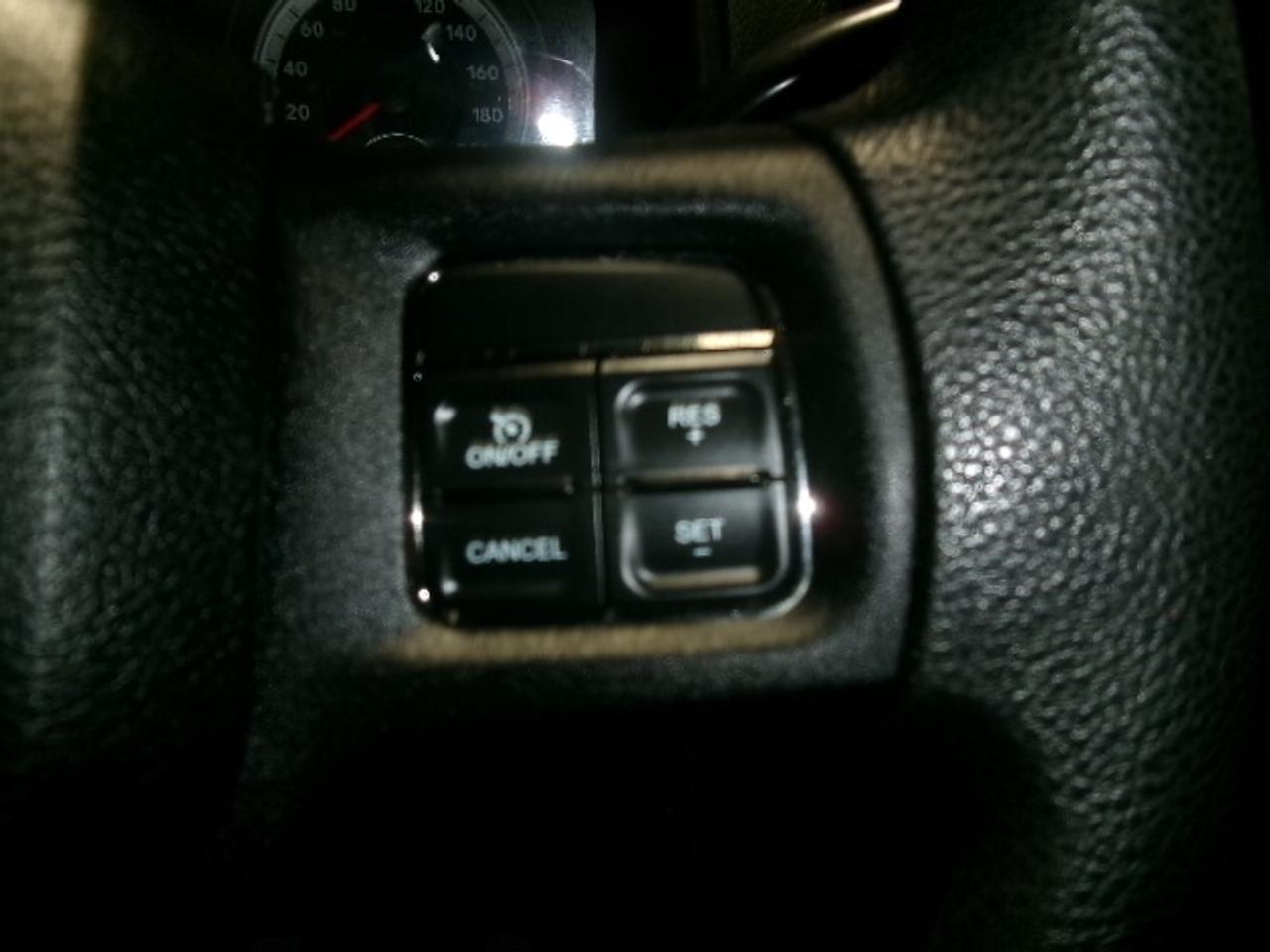 2013 RAM 1500 TRADESMAN Photo