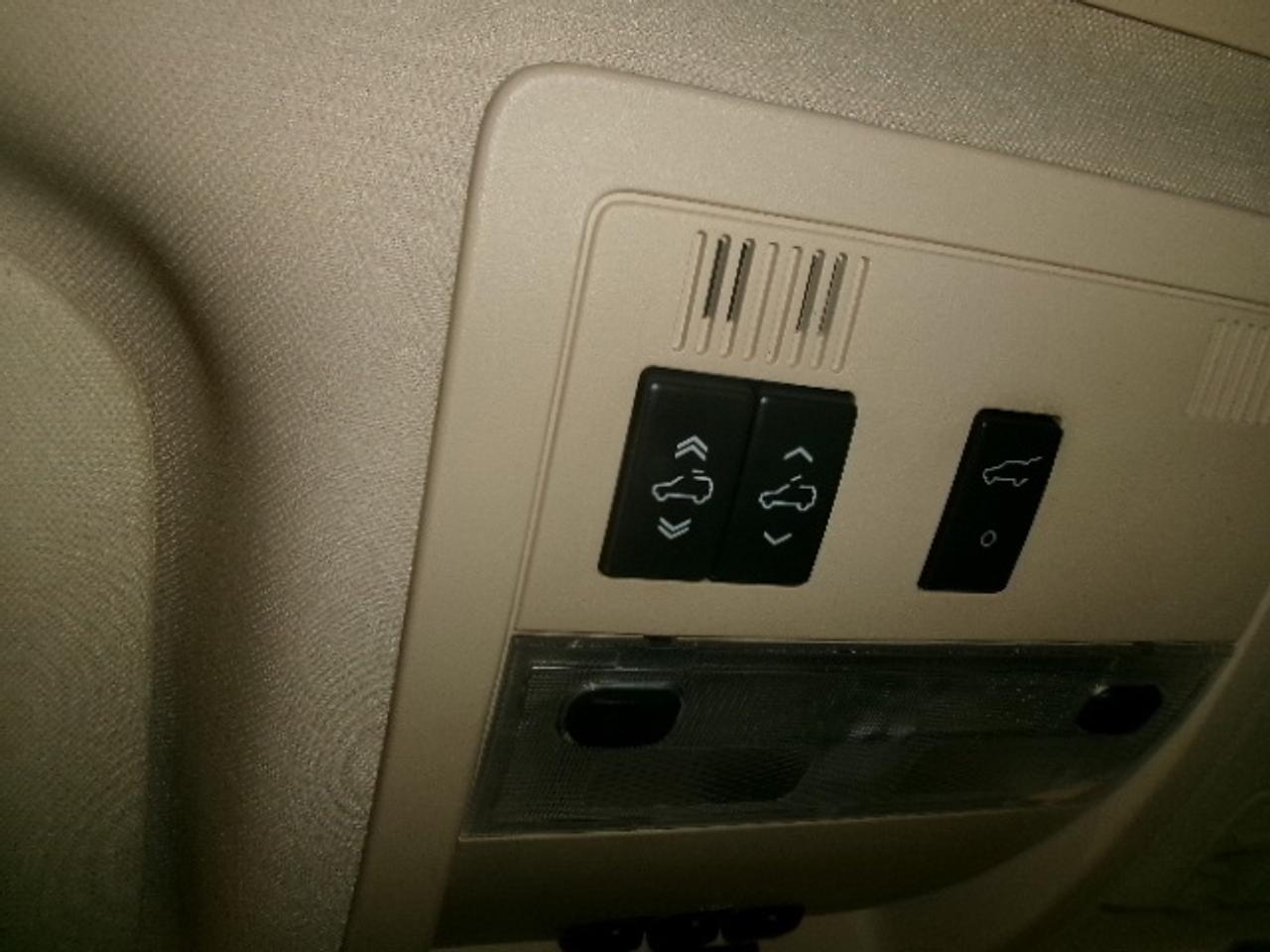 2007 Cadillac Escalade  Photo