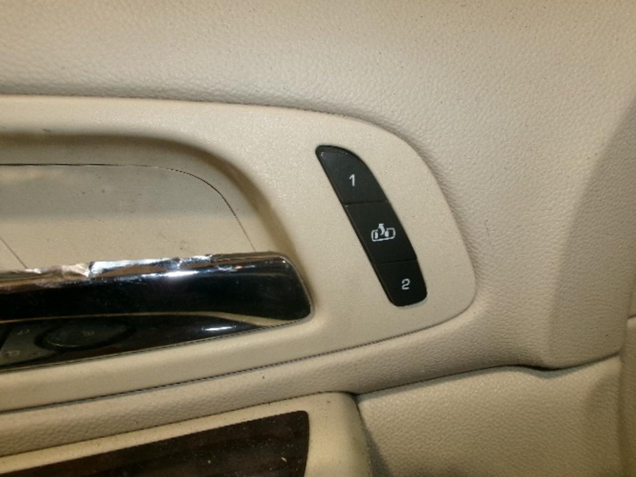 2007 Cadillac Escalade  Photo