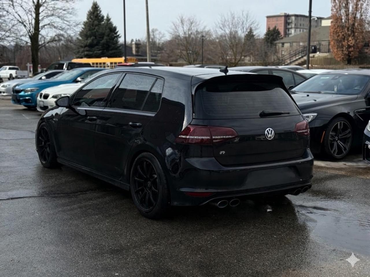 2016 Volkswagen Golf R Base Photo
