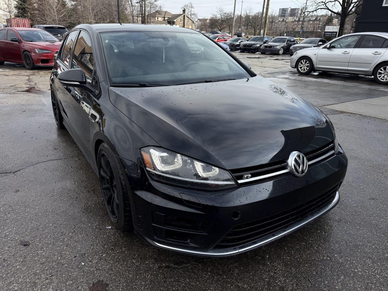 2016 Volkswagen Golf R Base Photo