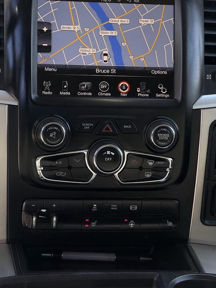 2015 RAM 2500 SLT Photo