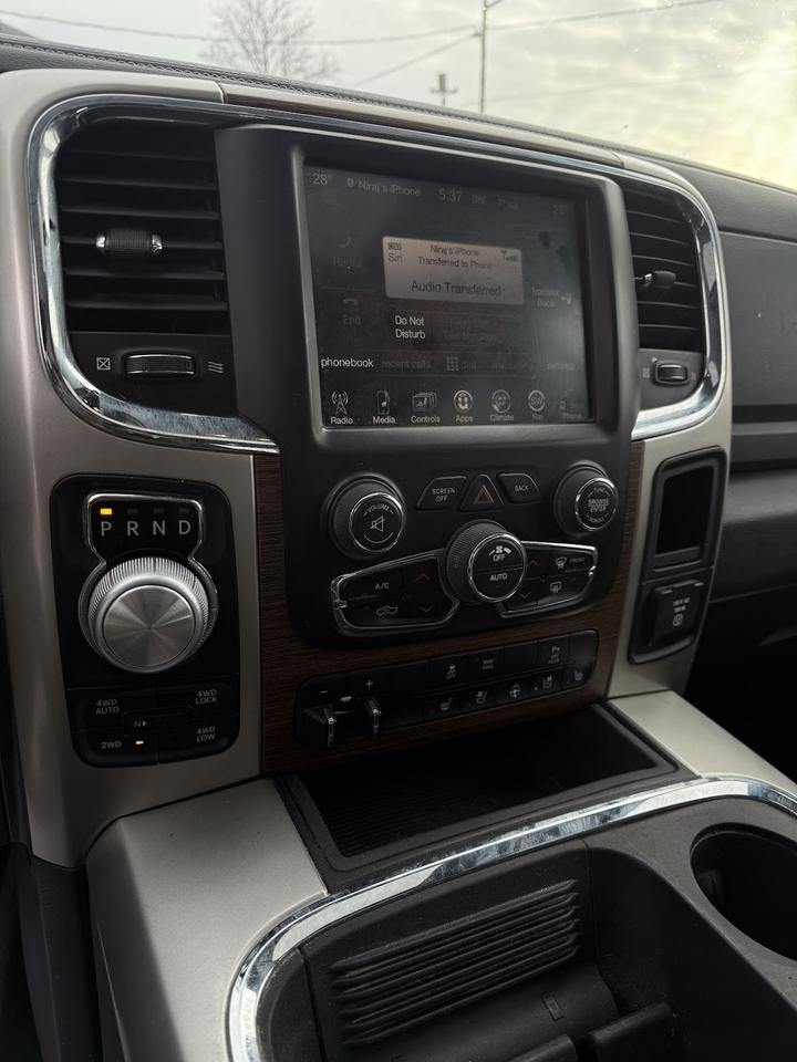 2016 RAM 1500 Laramie Photo