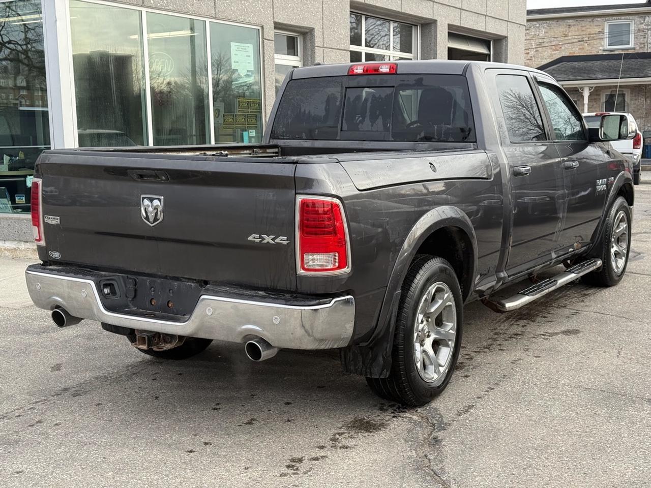 2016 RAM 1500 Laramie Photo