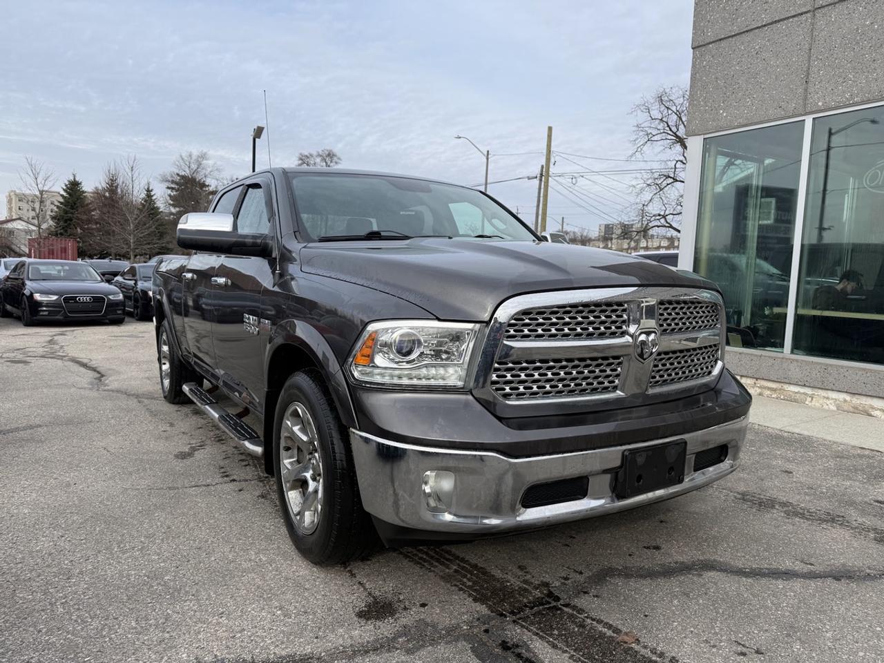 2016 RAM 1500 Laramie Photo