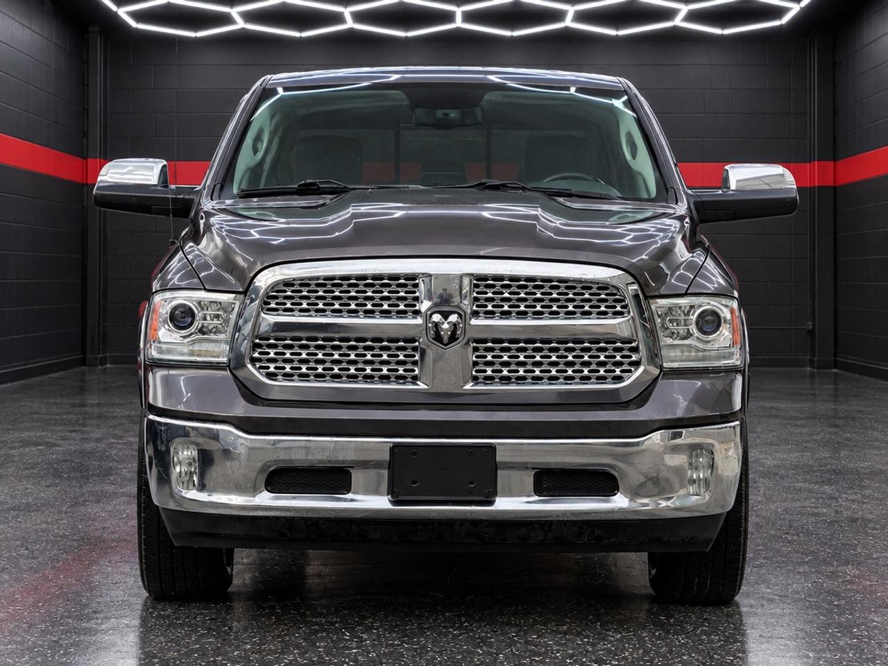 2016 RAM 1500 Laramie Photo