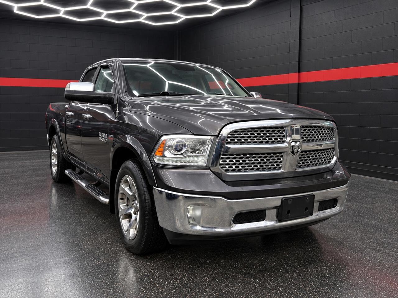 2016 RAM 1500 Laramie Photo