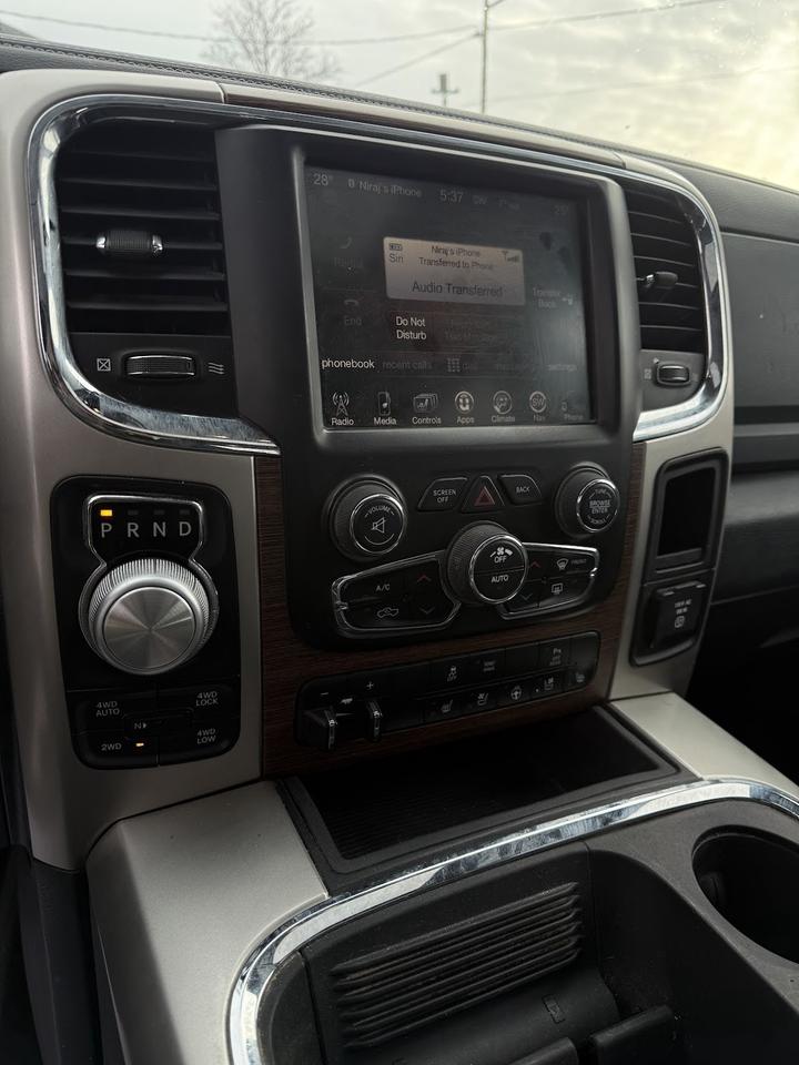 2016 RAM 1500 Laramie Photo