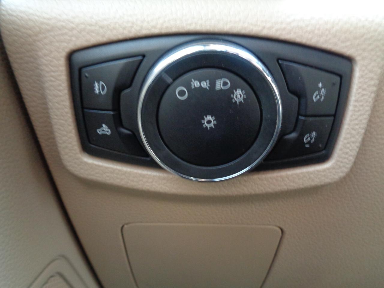 2015 Ford F-150 6 Passenger,Camera,Bluetooth*No Accident*Certified* Photo