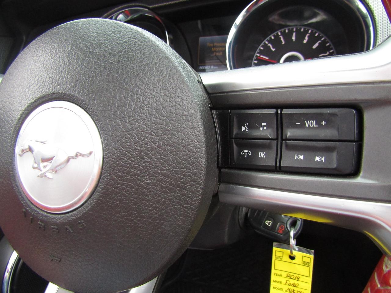 2014 Ford Mustang GT,Convertiable,Leather,Blutooth,Alloy*Certified* Photo