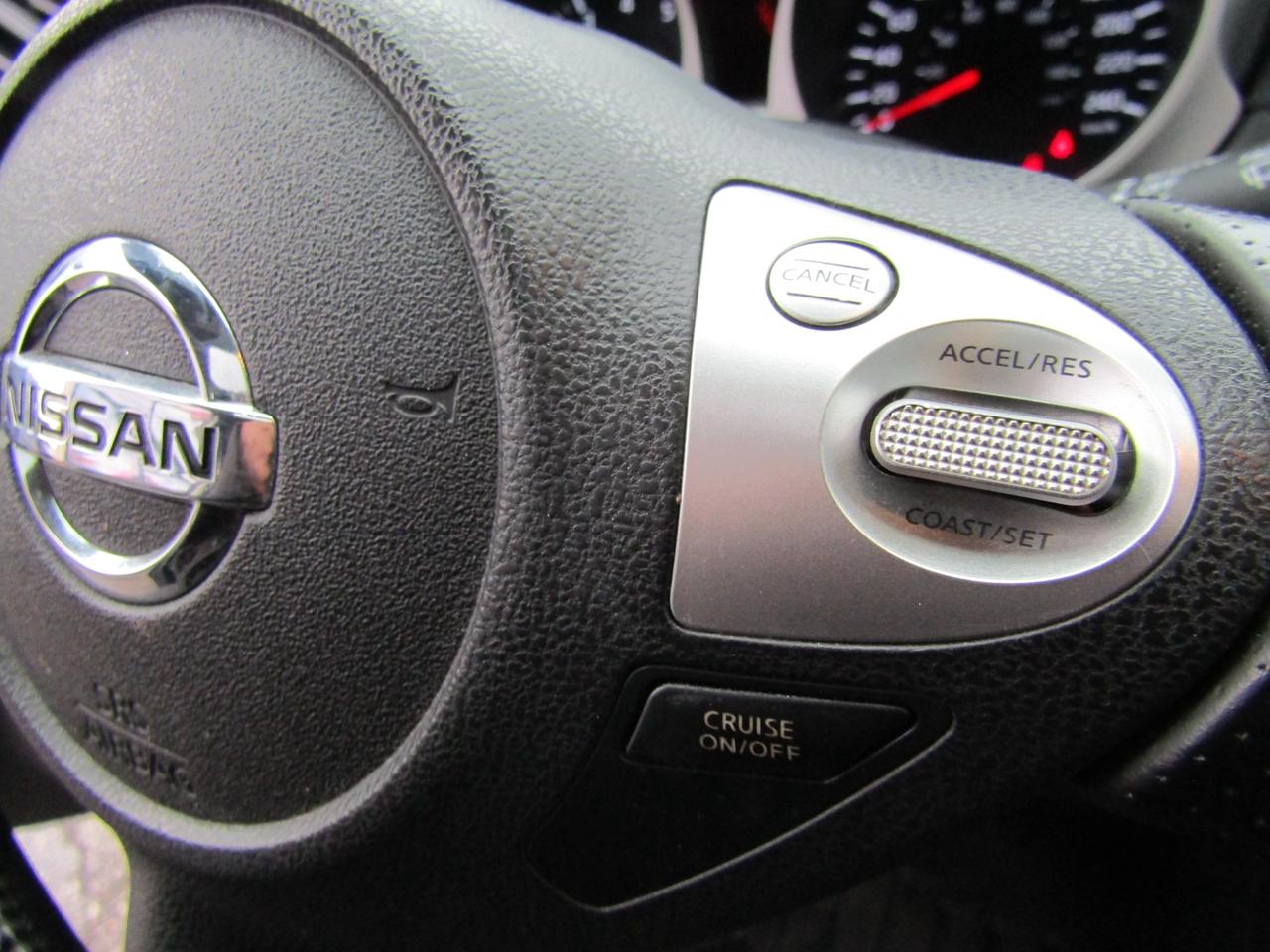 2012 Nissan Juke S, AWD, Sunroof, Bluetooth *No Accident* Certified* Photo