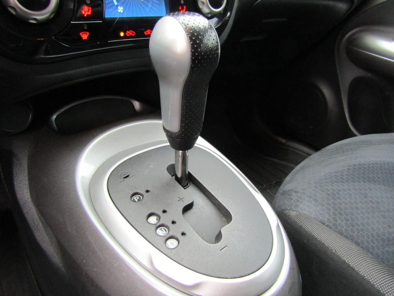 2012 Nissan Juke S, AWD, Sunroof, Bluetooth *No Accident* Certified* Photo