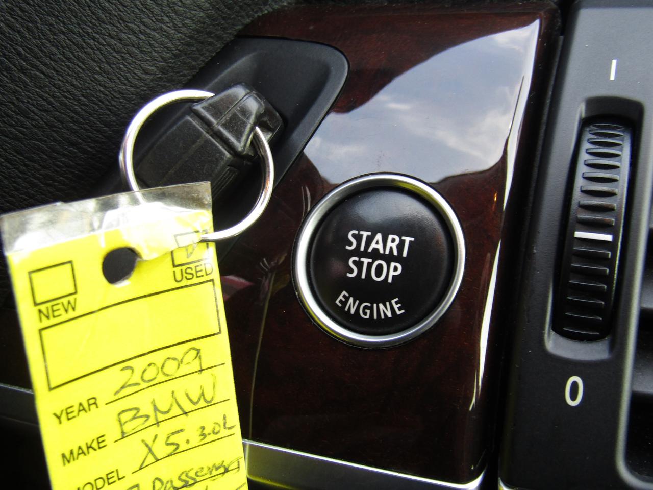 2009 BMW X5 XDrive30i,7 Pass,Pano,Leather,Memory*AS IS* Photo