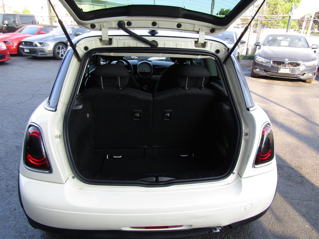 2013 MINI Cooper Prem., Pano, Leather, Bluetooth, Cruise Ctrl, *Certified* Photo