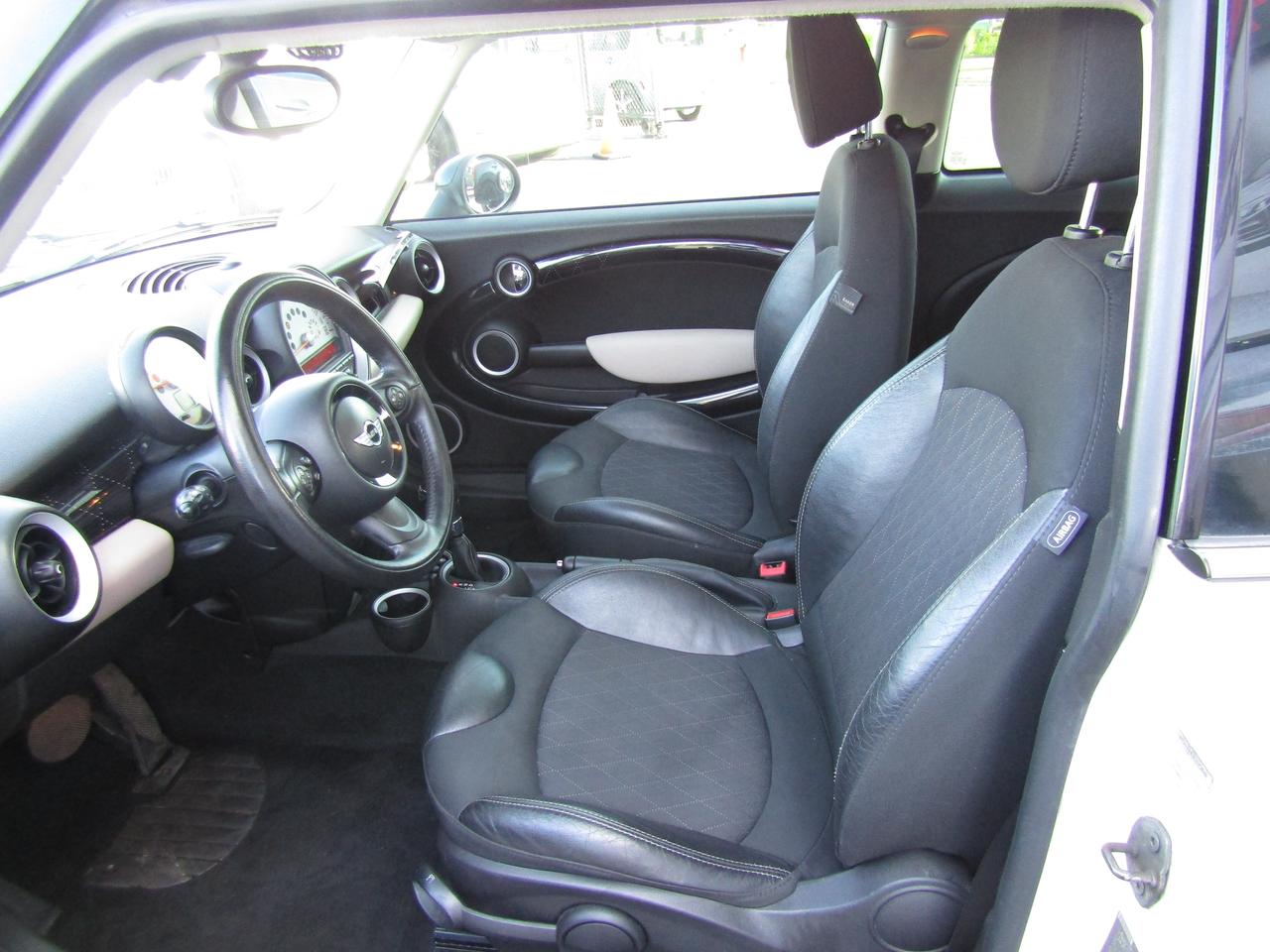 2013 MINI Cooper Prem., Pano, Leather, Bluetooth, Cruise Ctrl, *Certified* Photo