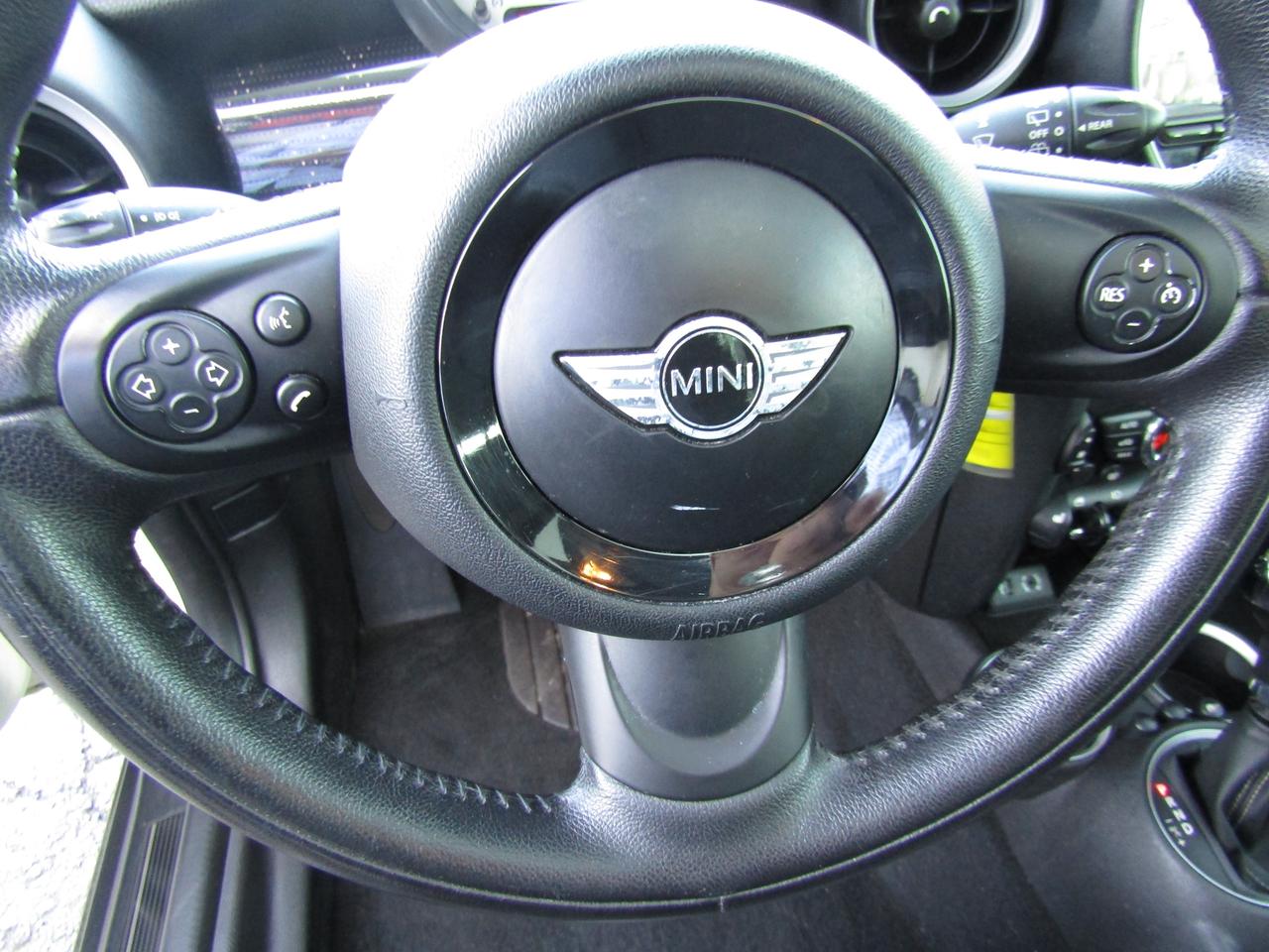 2013 MINI Cooper Prem., Pano, Leather, Bluetooth, Cruise Ctrl, *Certified* Photo