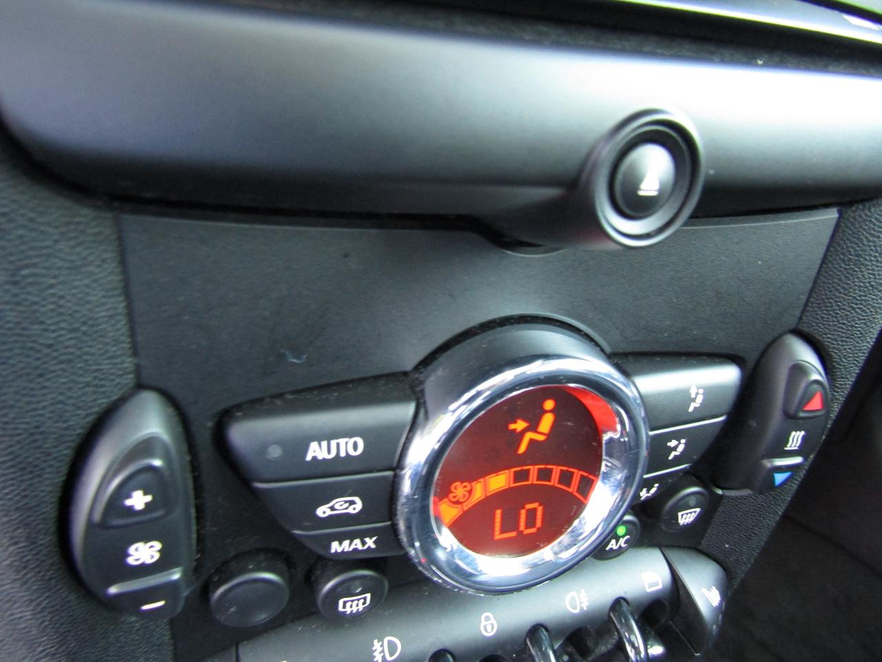 2013 MINI Cooper Prem., Pano, Leather, Bluetooth, Cruise Ctrl, *Certified* Photo