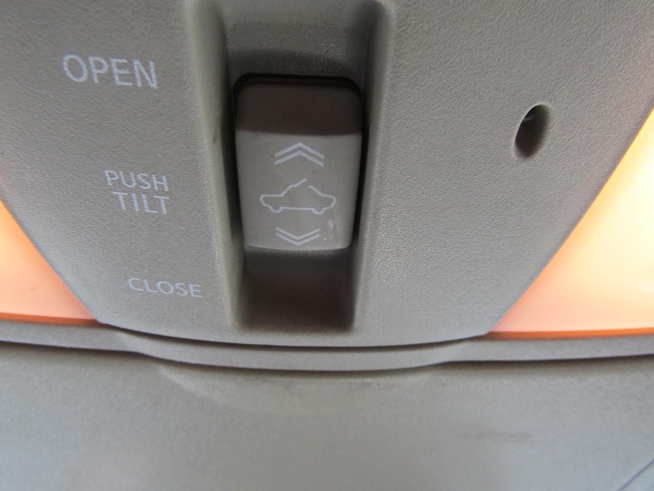 2009 Nissan Murano SL, Awd, Pano, Camera, Pwr Seats, Alloy, *AS IS* Photo