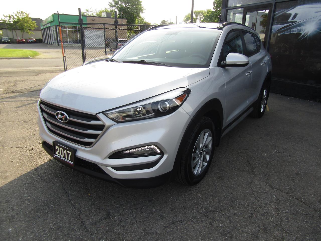 2017 Hyundai Tucson SE,Pano,Camera,Bluetooth,Blind Spots,Alloy*Certified* Photo3