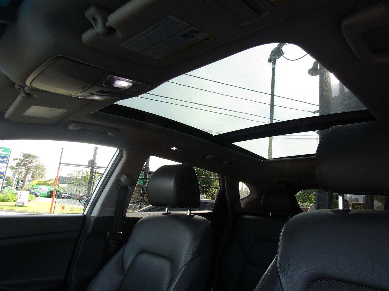 2017 Hyundai Tucson SE,Pano,Camera,Bluetooth,Blind Spots,Alloy*Certified* Photo