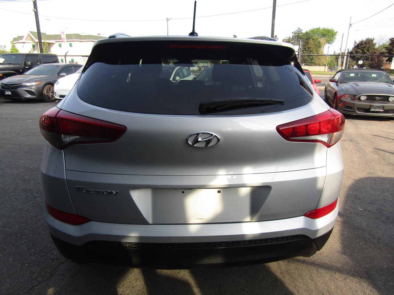 2017 Hyundai Tucson SE,Pano,Camera,Bluetooth,Blind Spots,Alloy*Certified* Photo